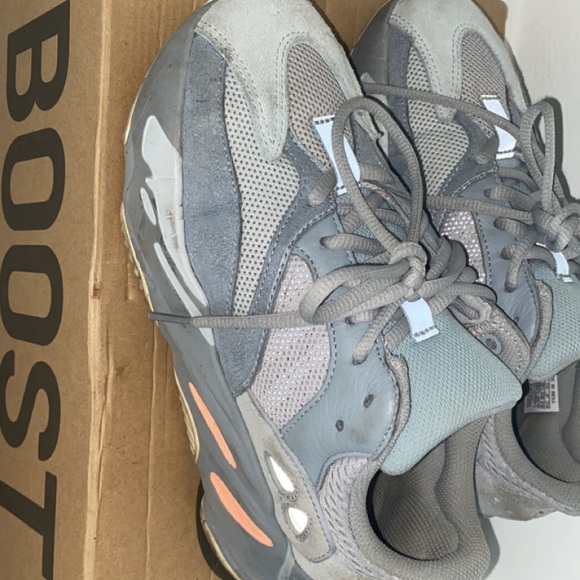 Yeezy Inertia - Picture 3 of 3